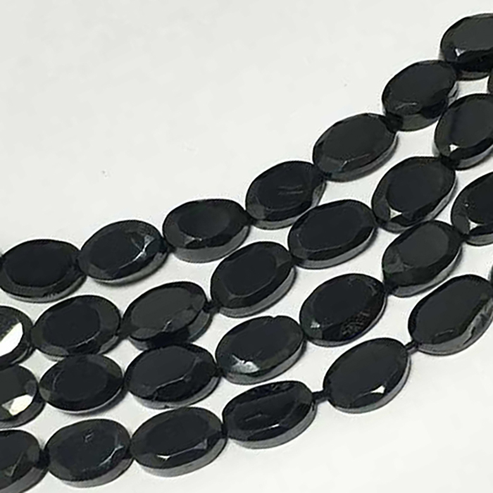 natural Black Spinal Faceted Oval 5mm to 7mm Beads